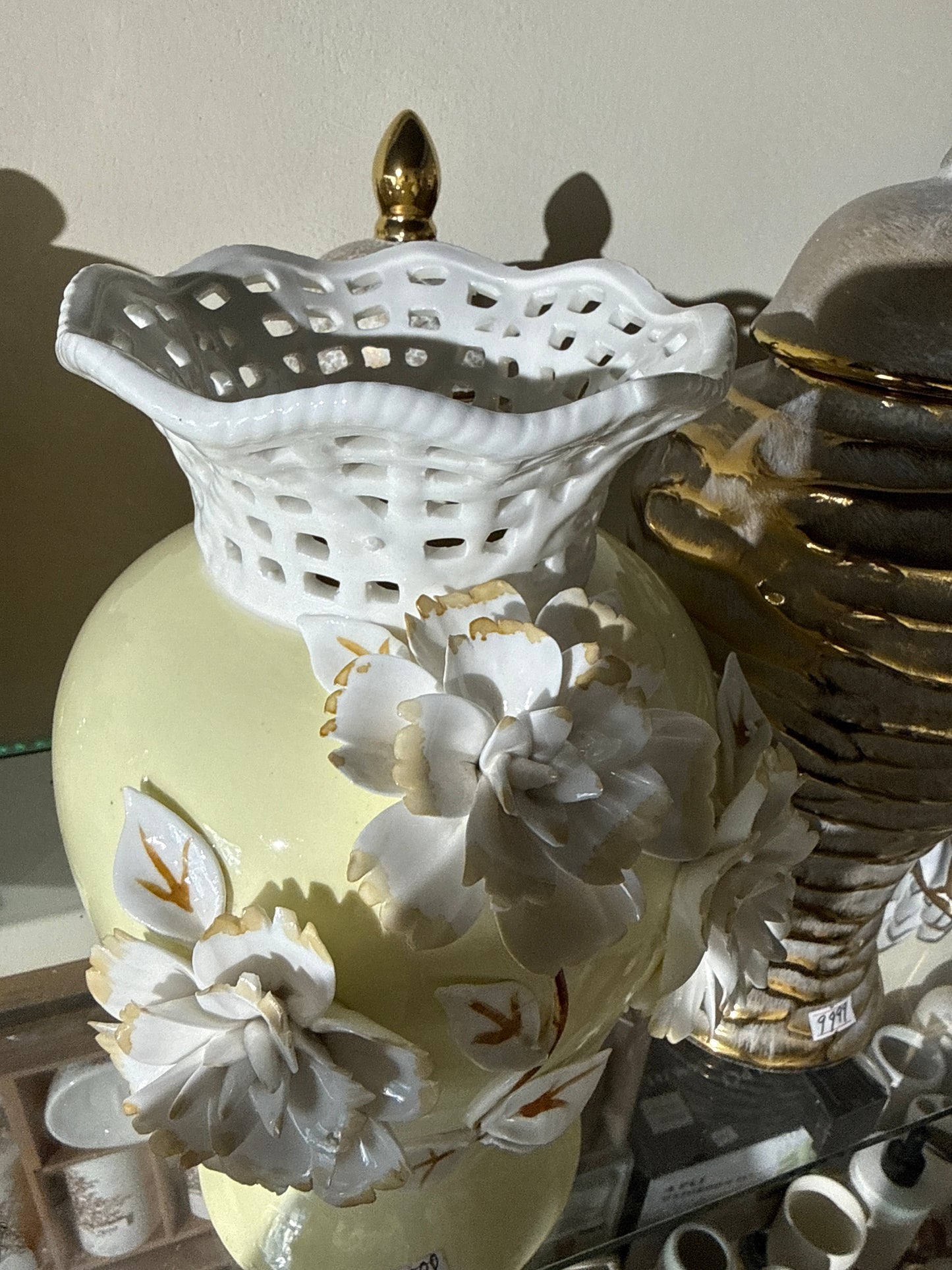 Hollow Floral Premium Vase Large size