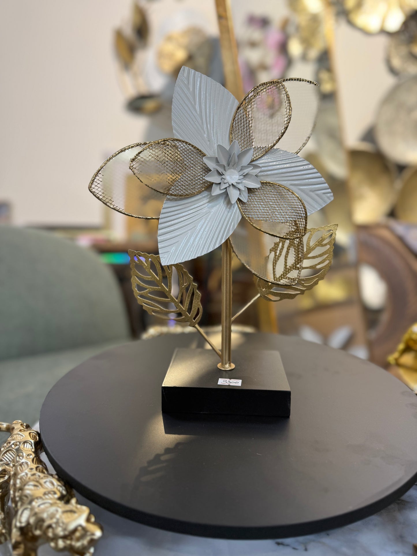 Premium metalic with wooden base table decor set