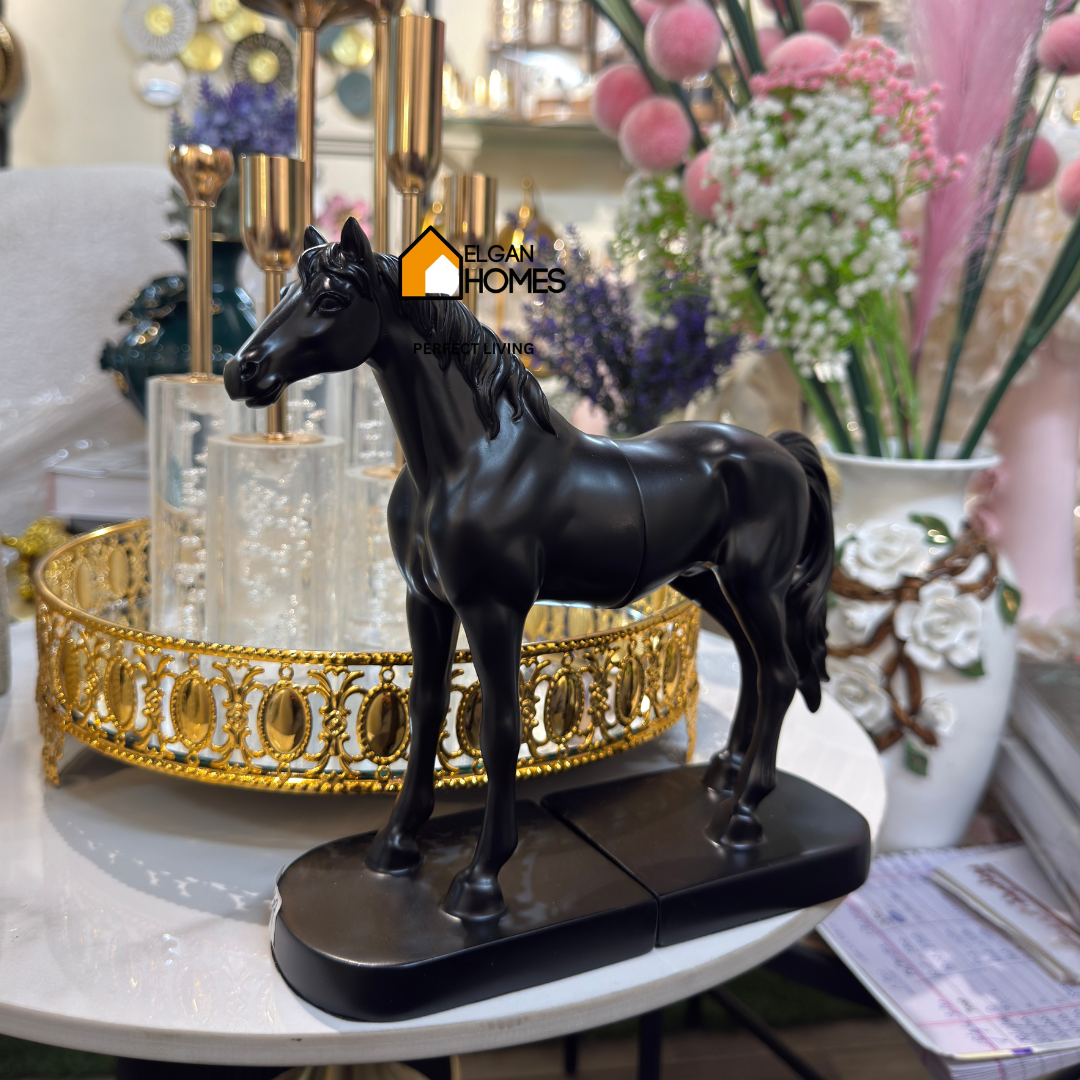 Majestic Black Resin Horse Statue – Timeless Elegance for Your Space