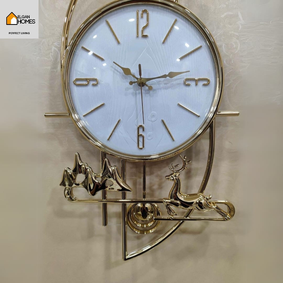Premium Golden Acrylic Wall Clock – Modern Luxury for Timeless Spaces